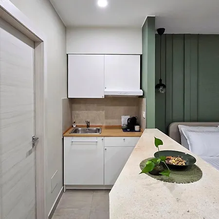Oda ve Kahvaltı Masa 2rooms 3*